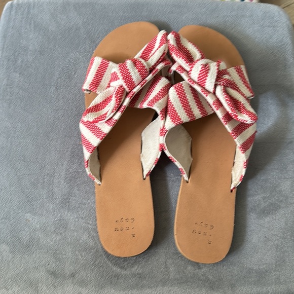 A new day stripe sandals - Picture 2 of 2